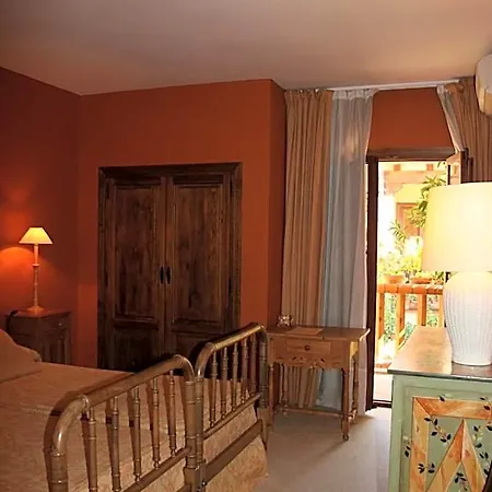 La De Don Mariano Hotel